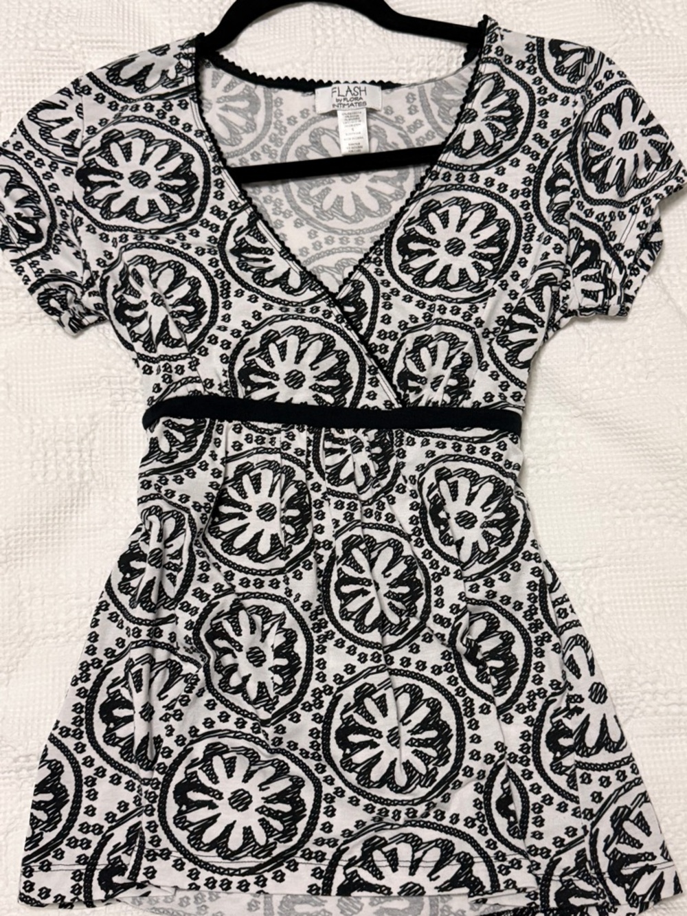 Black and White Wrap Top Size S